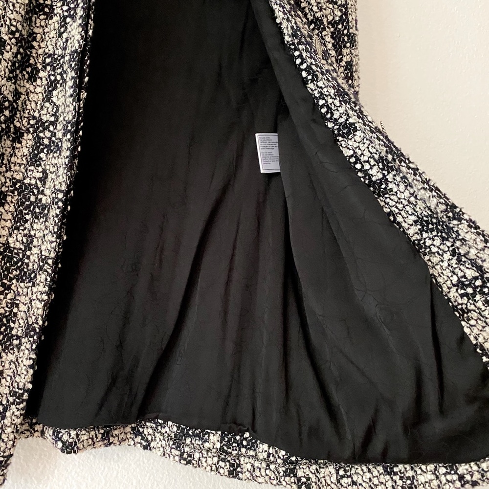 ❌NOW SOLD ❌Chanel runway 2005 fall tweed blazer - Picture 10 of 11